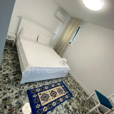 Casa Tanase شقة